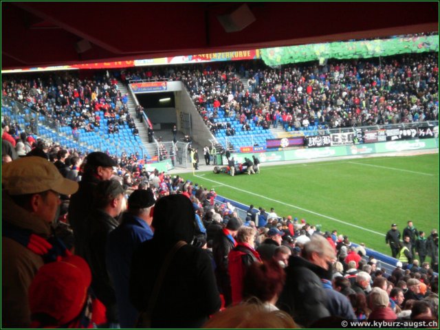 2007.12.09-fcbxamax011.jpg