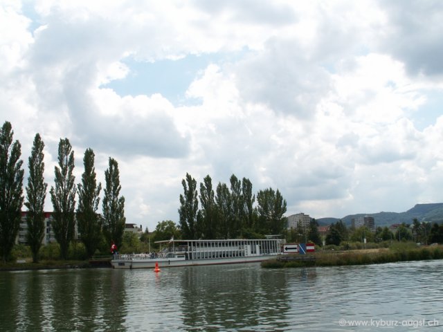 2006.08.09-firedogs-001.jpg