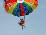2005.05.19-parasail-033.JPG (61008 Byte)