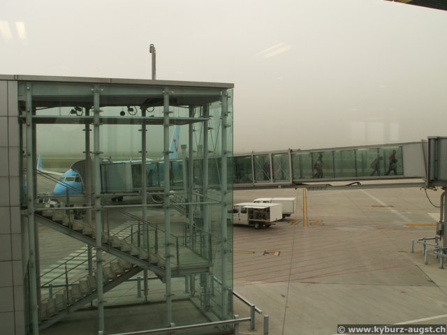 2006.10.14-hinreise-008.jpg