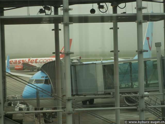 2006.10.14-hinreise-010.jpg