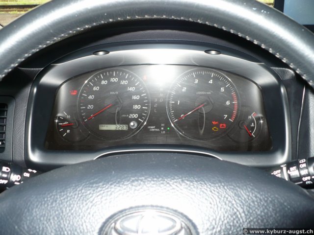 2009.08.02-toyotalandcruiser-09.jpg